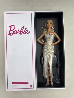 BLONDE CHAMPAGNE CHIC AA BARBIE DOLL 2025  CONVENTION Doll RFDC Rome MATTEL