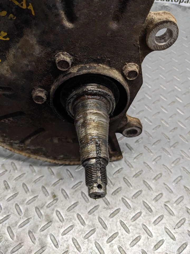 Driver Left Front Spindle/Knuckle Fits 87-93 MAZDA B-2200 1175600 - Image 3 of 4