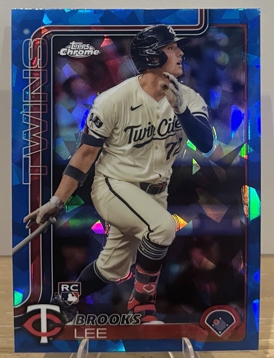 2025 Topps Chrome Sapphire - Brooks Lee #234 (RC)