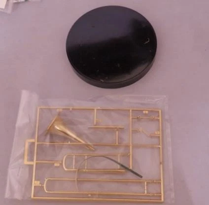 Nichimo 1:6 Scale Music Series : Trombone #1967 Model Kit RARE (New) - Image 3 of 4