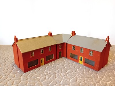 Spur N    Siedlungshaus-Reihenhaus - Eckhaus  , fertig gebaut