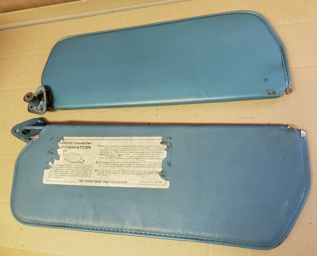 7387 Chevrolet GMC Truck C10 C20 K10 K20 Driver / Passenger Sun Visors