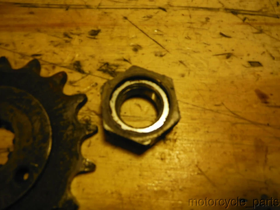 00-03 GSXR GSX-R GSX R 750 600 FRONT SPROCKET - Image 4 of 4