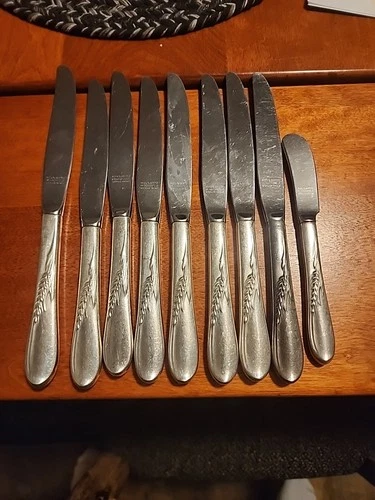 Reed and barton sterling Sliver Handel Silver Wheat Pattern Butter Knives 9