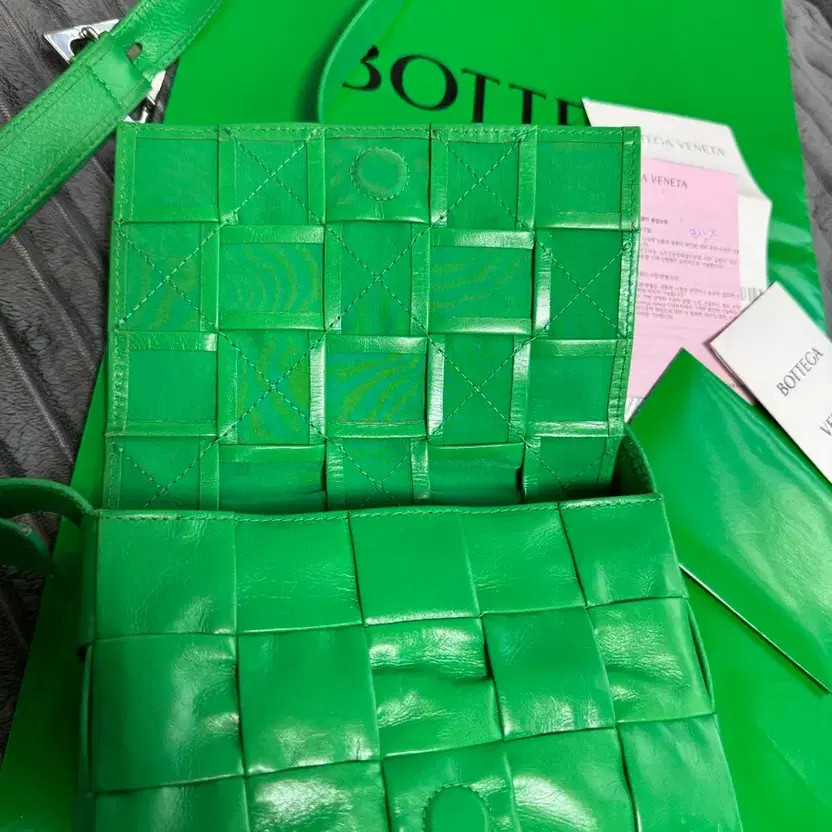 Bottega Veneta Small Leather Cassette Bag - Parakeet Green, Lightly Used thumbnail 8