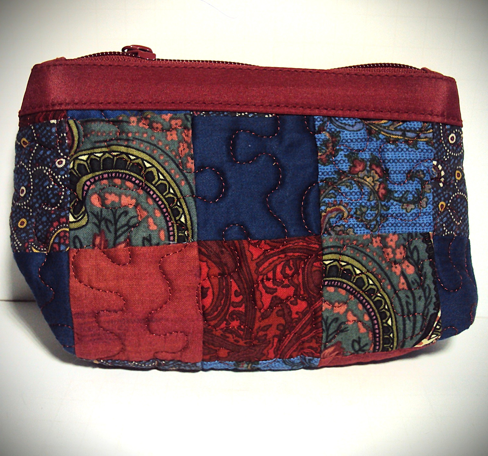 Donna Sharp Quilted Patchwork Multi Colored Bag T… - image 2