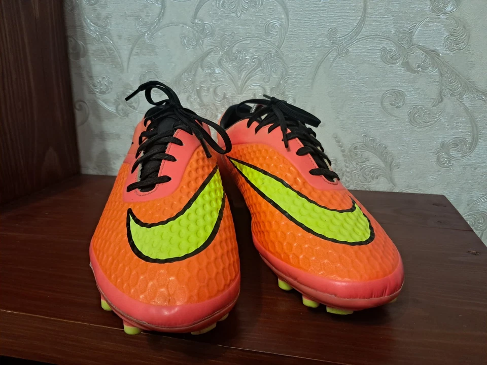 Nike Hypervenom Phelon FG Crimson Volt 599730 Mens Sz 12.5 Soccer Cleats Rare - Image 2 of 4