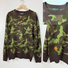 Simply Southern Women's L Camouflage Long Sleeve Crewneck Pullover Sweater