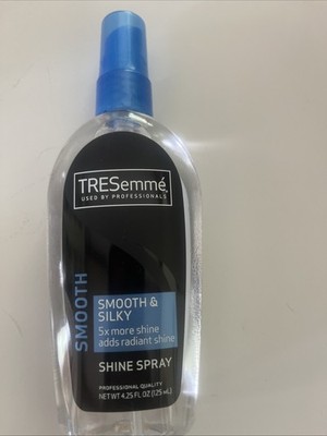 New TreSemme Professional Smooth Shine Spray No Frizz Ultra Light 4.25 OZ Mist