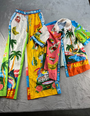 Paradise inn 2 piece set womens size Medium Beach/travel Vacation