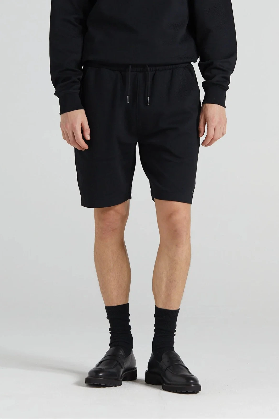 Smart Travel Shorts – Jet Black | Men’s Cotton Twill Casual & Travel Shorts