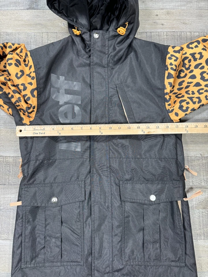 Chaqueta Neff para mujer pequeña negra ropa exterior con capucha cremallera completa abrigo informal Foto 4 de 4