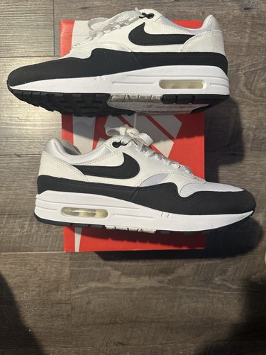 Taglia 9,5 - Nike Air Max 1 bianco nero con - Foto 3 di 6