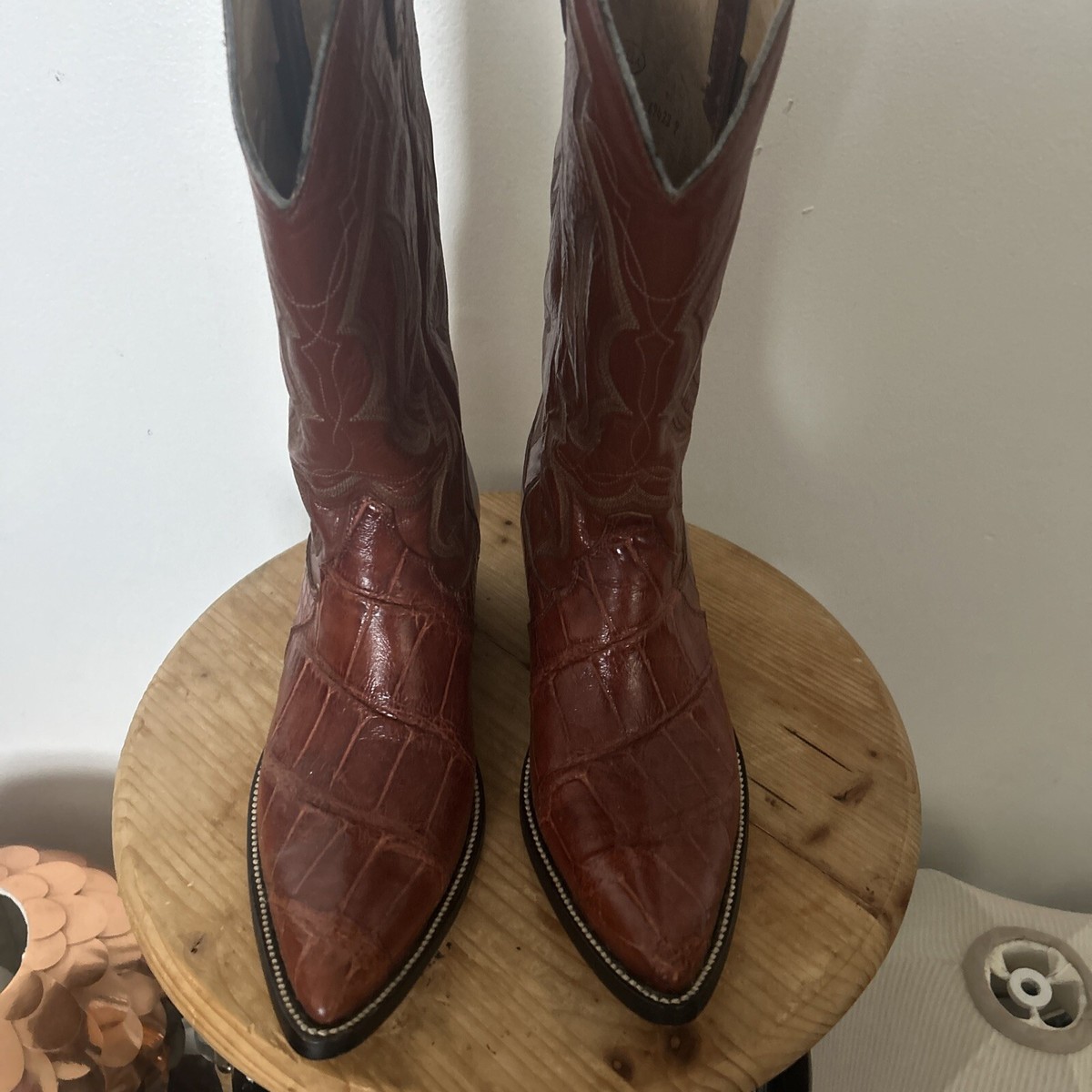 Vintage Streetwear Mens 9.5 Suede Leather Faux Alligator Chukkas Boots Brown Stetson Chukka Exotic 12-020-2020-3876 - Hewlett & Dunn main image 3