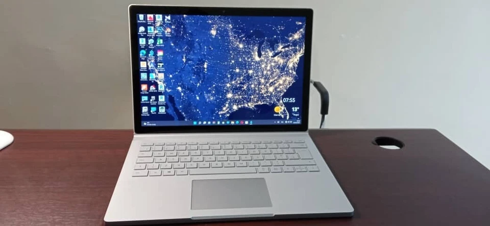 Portátil Microsoft Surface Book 3 - Imagen 2 de 4
