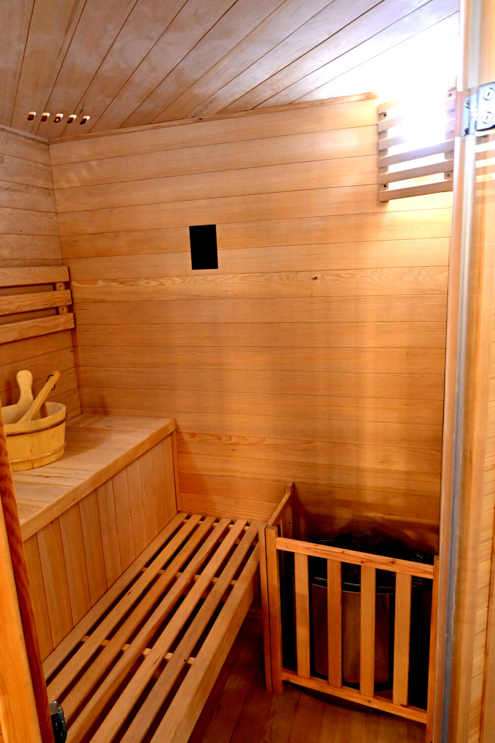 Traditional Sauna Helsinki Sauna Home Cabin Heater Harvia Accessories