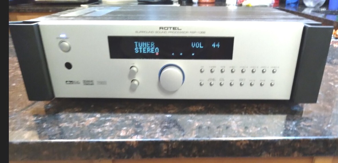 Rotel RSP1068 Surround Sound Processor MultiChannel Preamplifier No