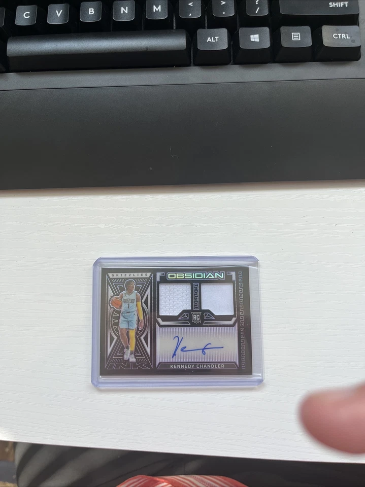 2022-23 Panini Obsidian Basketball Kennedy Chandler Rookie Jersey Ink #43/75 - Image 4 of 4