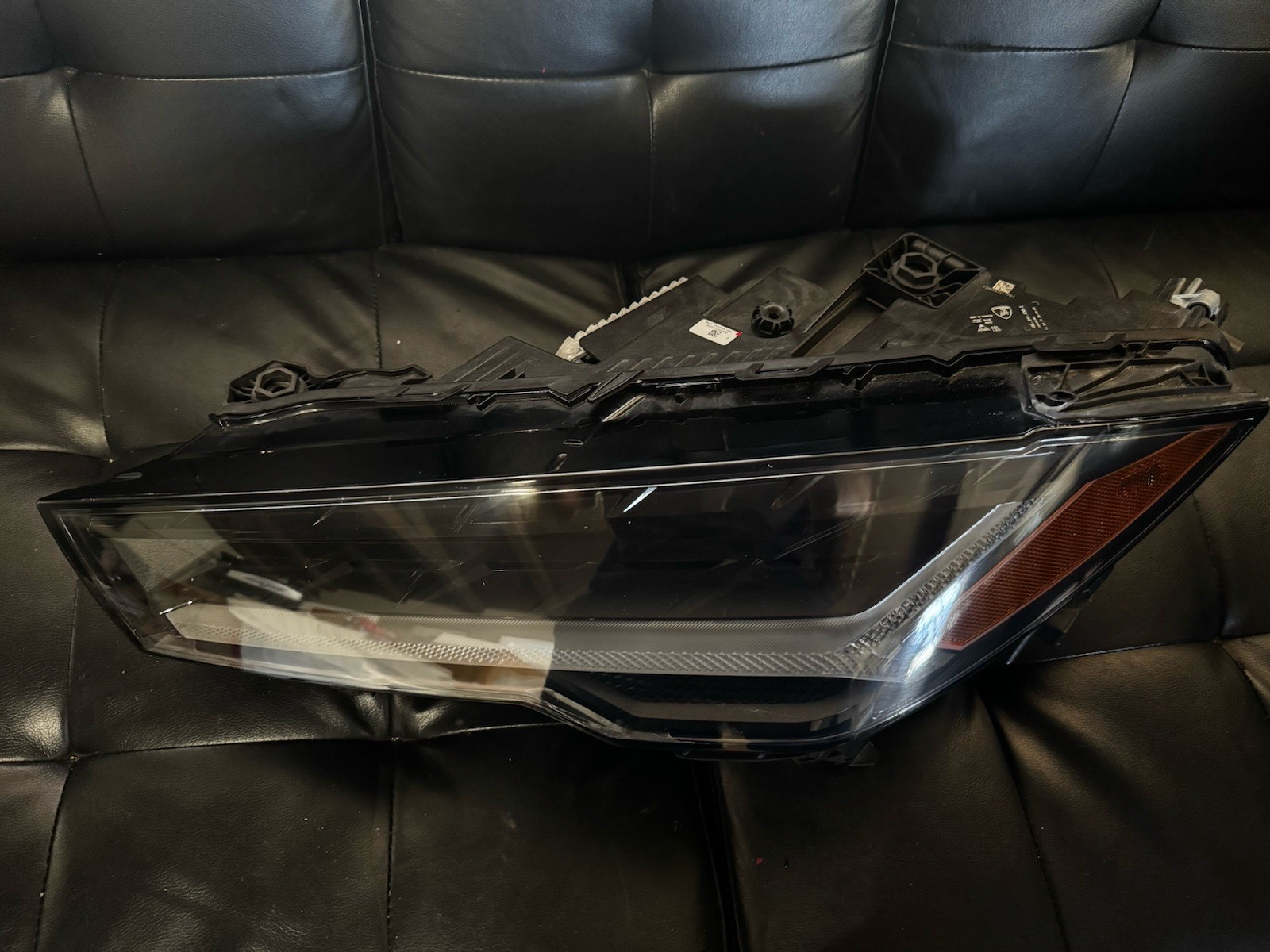 Lamborghini Urus 2019-2024 Left Headlight P/N 4ML941035E