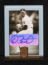 2005 Donruss Greats Gold Holofoil Signatures Dave Stewart #15 Auto o2d