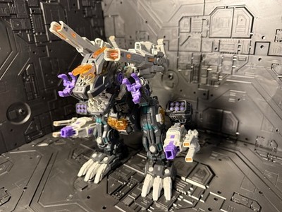Deformable Master Made SDT-02 SDT02 Diabolus Rex Trypticon Action Figure