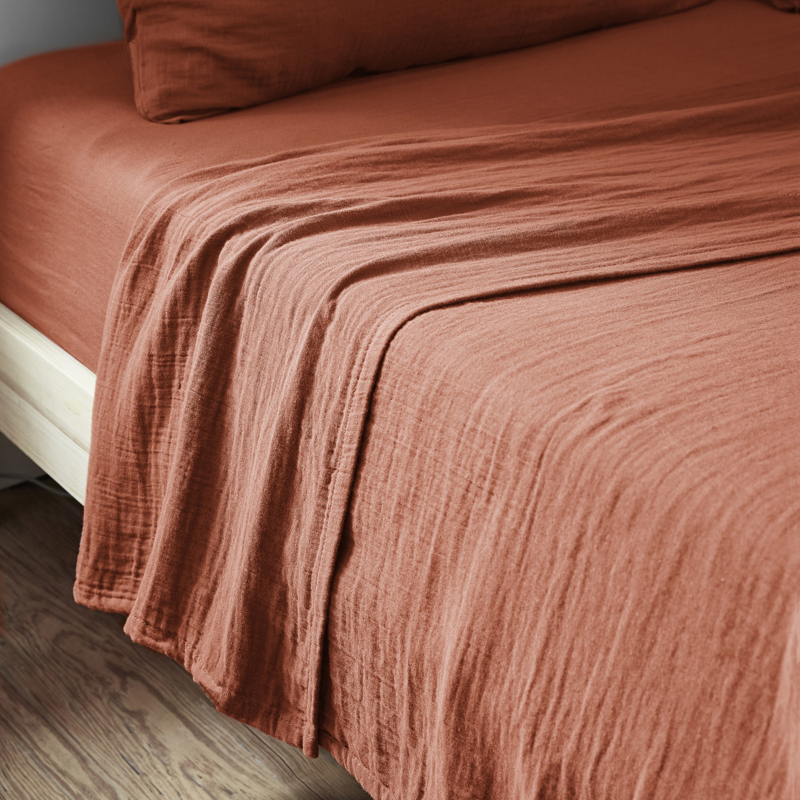 Drap plat 270x300 cm gaze de coton terracotta sans repassage pour lit double