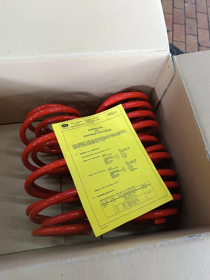 35mm OPEL VECTRA A GL GLS 4X4 MOLLE RIBASSATE MOLLE ELICOIDALI B+G TÜV PERIZIATA - Immagine 2 di 4