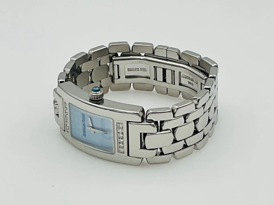Reloj de cuarzo Audemars Piguet Promesse para dama de acero inoxidable y esfera azul diamante Foto 2 de 4