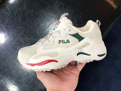 beige fila ray tracer