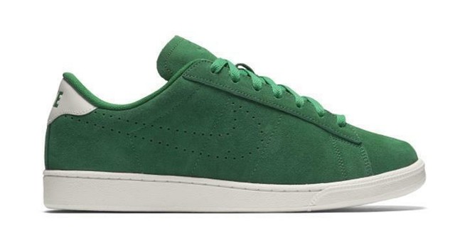 nike tennis classic trainers