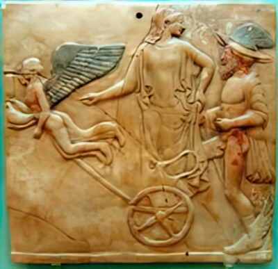 Altgriechisches Foto A4 Locri Pinax Eros Hermes und Aphrodite 470 1
