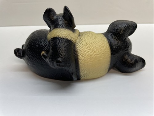 Harvey Knox Collection Japan Mama and Baby Pig Figure Ceramic Black White ga4 - Picture 3 of 7