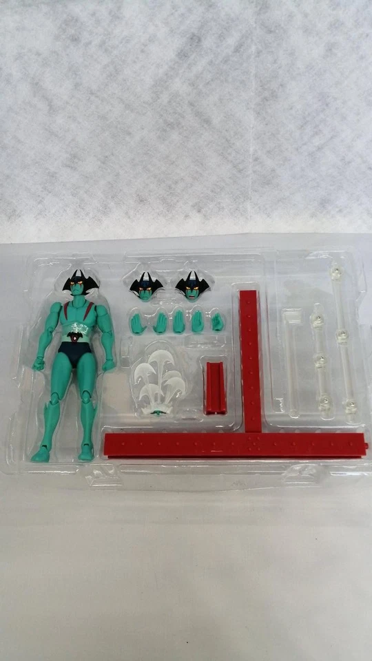 DEVILMAN D.C. FIGURA DE ACCIÓN DYNAMIC CLASSICS BANDAI 2017 S.H.FIGUARTS  Foto 2 de 4