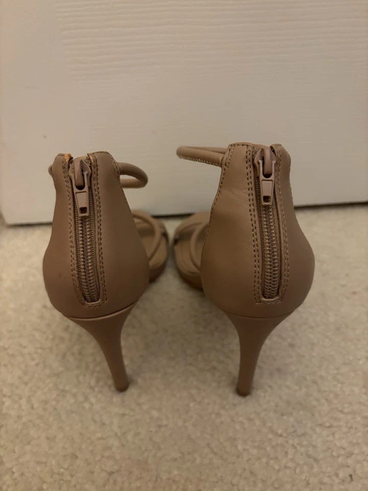 Tacones altos Steve Madden nude talla 8 Foto 4 de 4