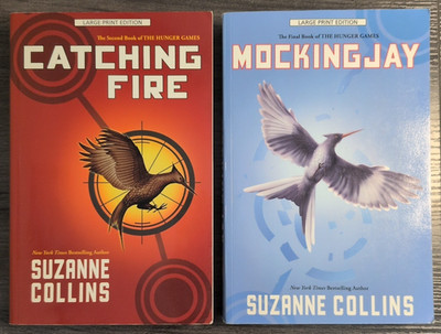 Catching Fire and Mocking Jay LARGE PRINT bundle - Suzanne Collins