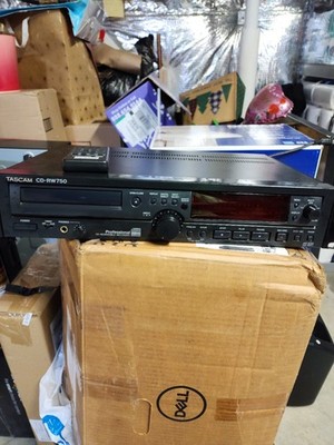 TASCAM CD-RW750 Black CD Recorder/Player w/ RC-RW750 Remote, Headphone