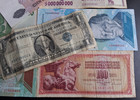 World Foreign currency 10 *small and Large Bank Notes* lot F349 — photo 6