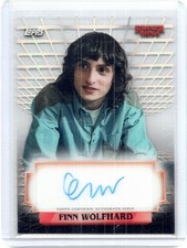 2018 Topps Stranger Things Season 1 Trading Cards 24