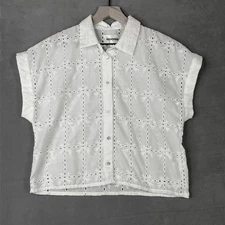 Vigoss Top Womens Small White Eyelet Embroidered Short Sleeve Button Up NWT