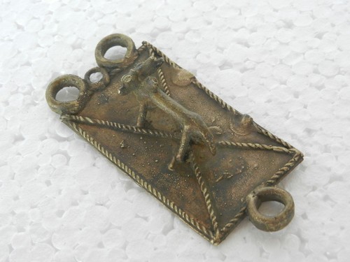 Antigua Latón Tribal Buey / Toro Crafted Figura Caballo Colgante, Rico Pátina - 第 4/8 張圖片