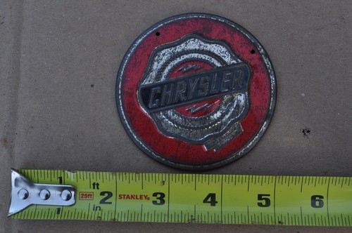 Chrysler 1920's 1930's tin emblem badge - Foto 3 di 3