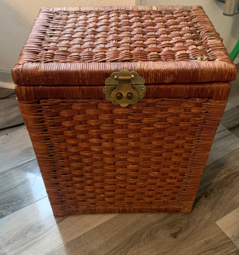 Vintage Wooden Wicker Rattan Blanket Laundry Chest Brass Lockholes