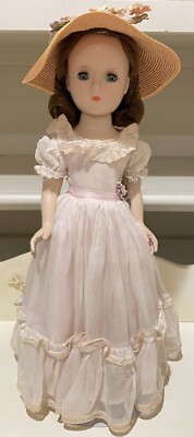 Vintage 1953 Madame Alexander 'Princess Margaret Rose' 18” Display