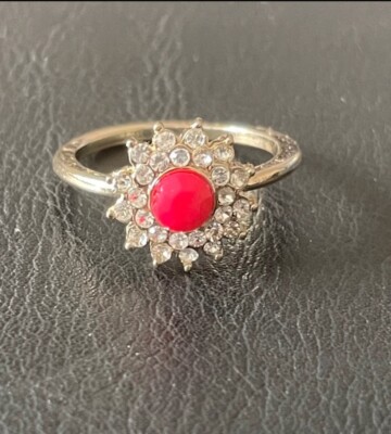 Schöner Kristall Ring Größe UK P1/2