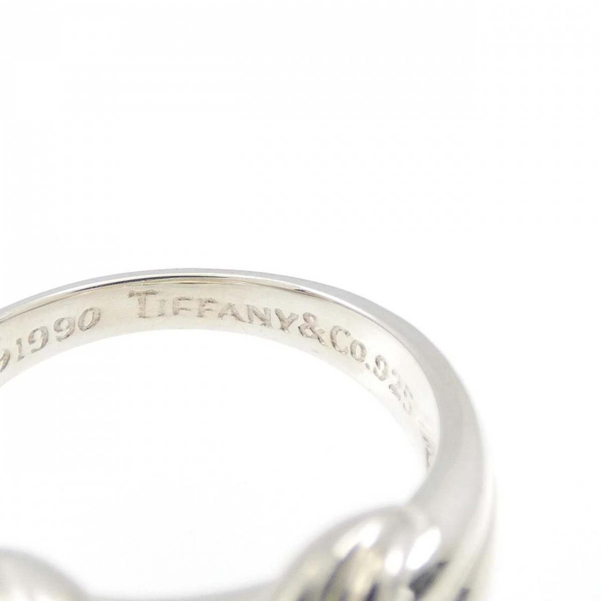 Authentic VINTAGE Tiffany & Co. Signature Ring #260-007-266 Authentic VINTAGE Tiffany & Co. Signature Ring #260-007-266