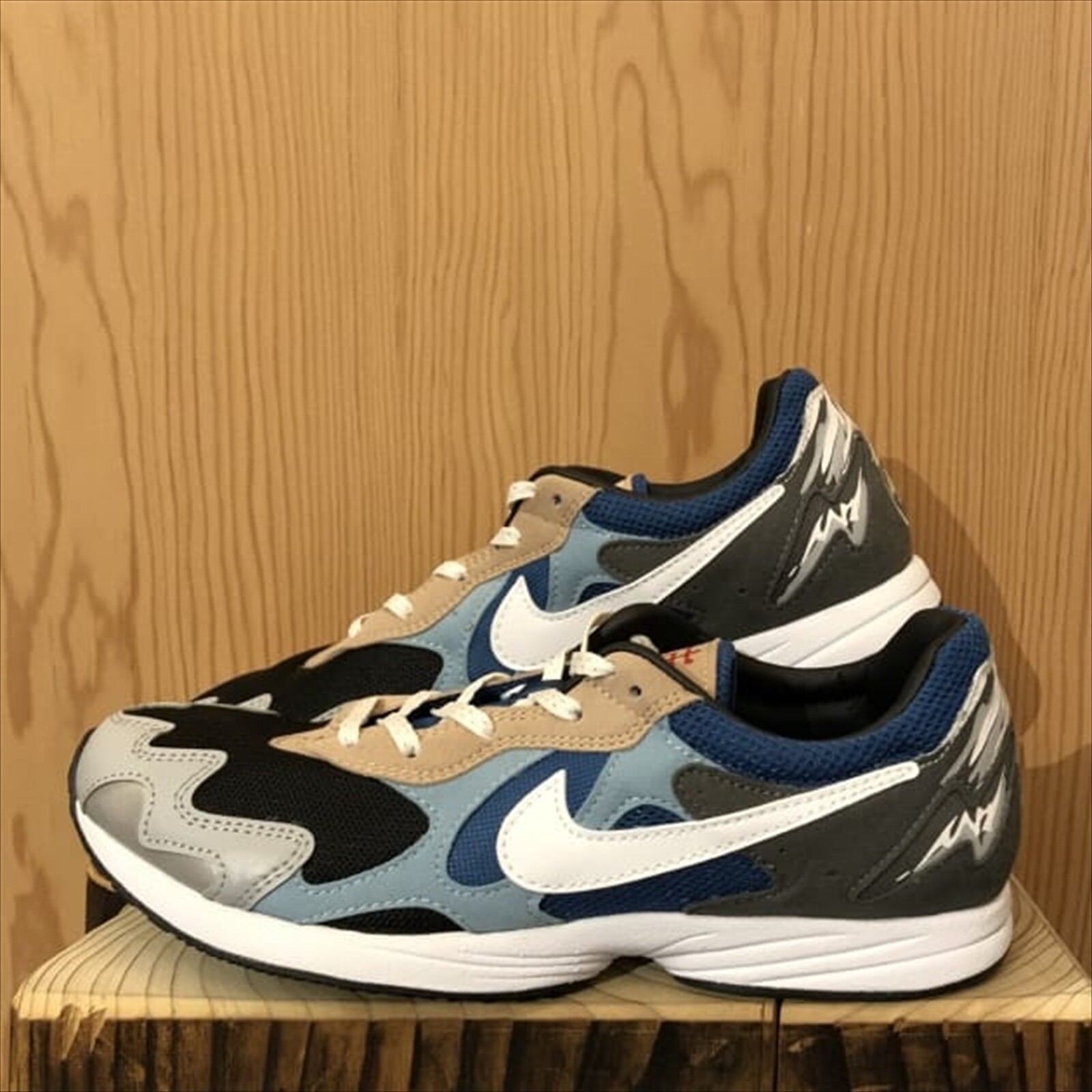 nike air streak lite back on track