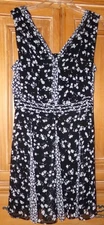 NWT $58 SIMPLY VERA WANG WOMENS SIZE M BLACK FLORAL TANK DRESS KNEE LENGTH