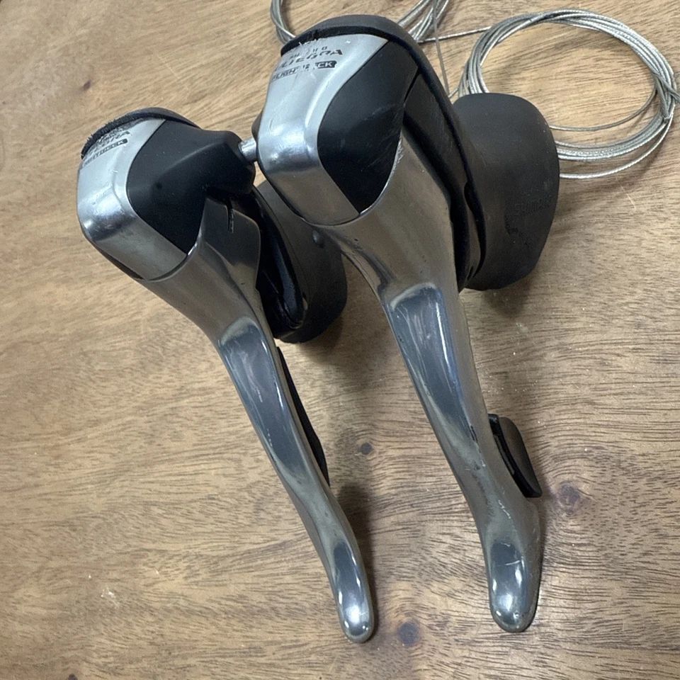 Shimano Ultegra ST-6600 2x10 Speed Road Shifter Set - Image 3 of 4