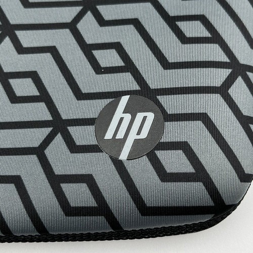 HP L67075-001 14-inch Reversible Nlk/Geo Laptop Sleeve Case - Picture 2 of 4