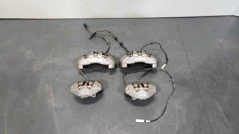 ✅ OEM BMW E82 E88 135 Left Right Front Rear Brake Calipers M-SPORT BREMBO SET - Image 2 of 4
